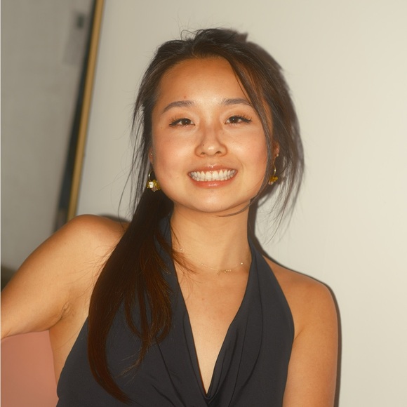 Meet your Posher, Lucy - Picture 1 of 1